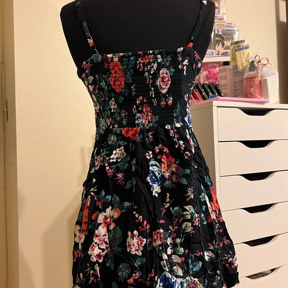 EXPRESS •Dress - Picture 3 of 4